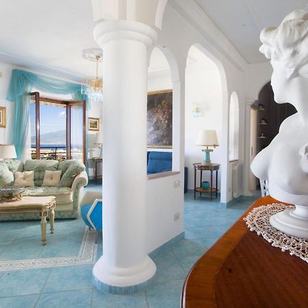 Amore Rentals - Appartamento Cielomare Sorrento Luaran gambar