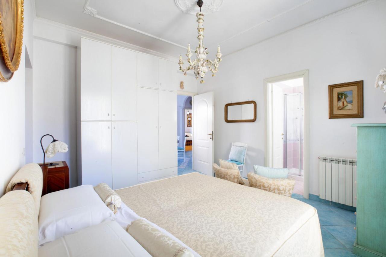 Amore Rentals - Appartamento Cielomare Sorrento Luaran gambar