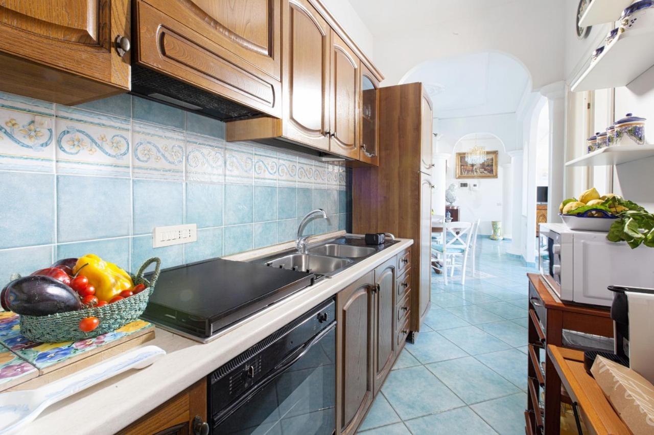 Amore Rentals - Appartamento Cielomare Sorrento Luaran gambar