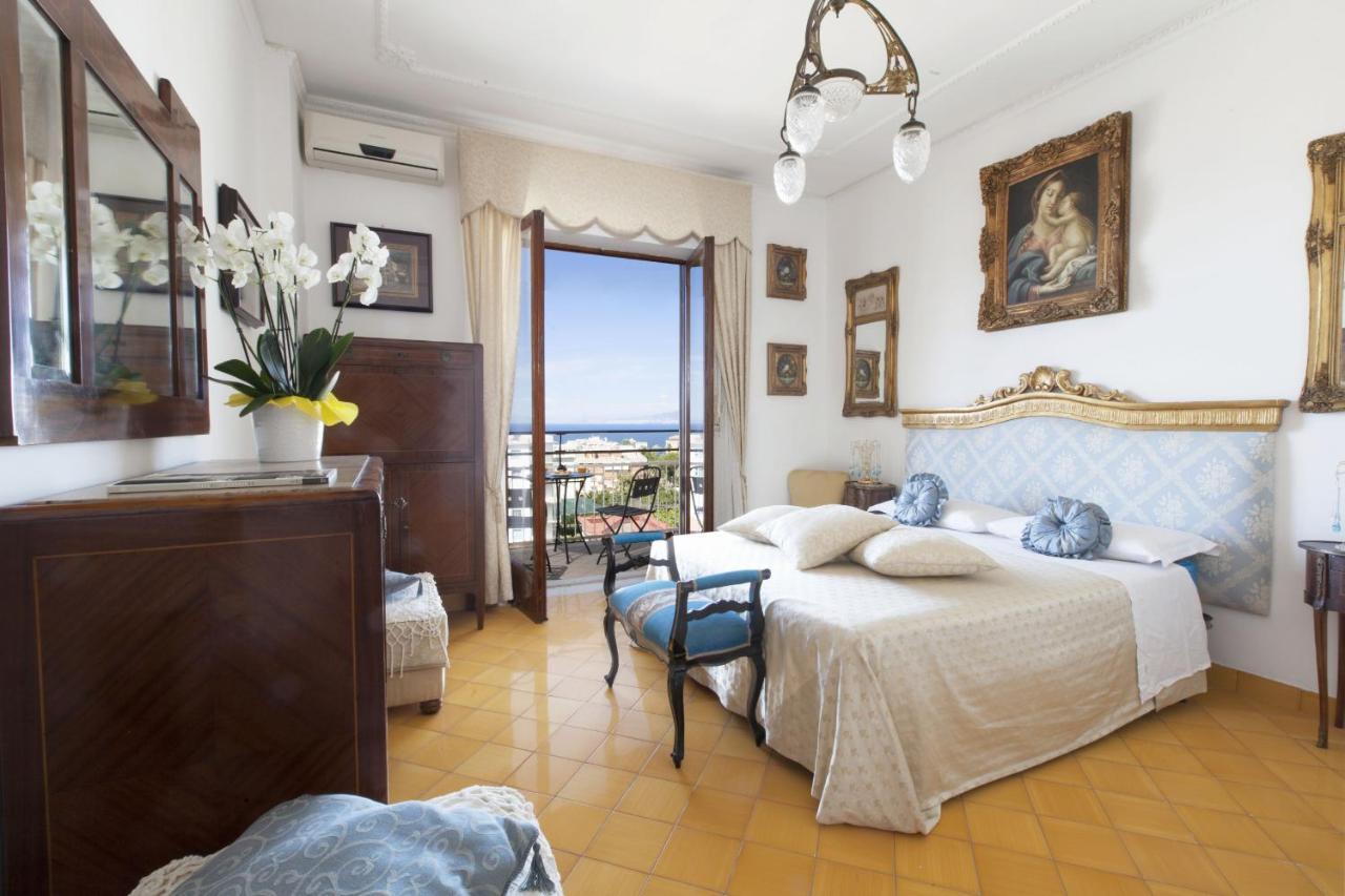 Amore Rentals - Appartamento Cielomare Sorrento Luaran gambar