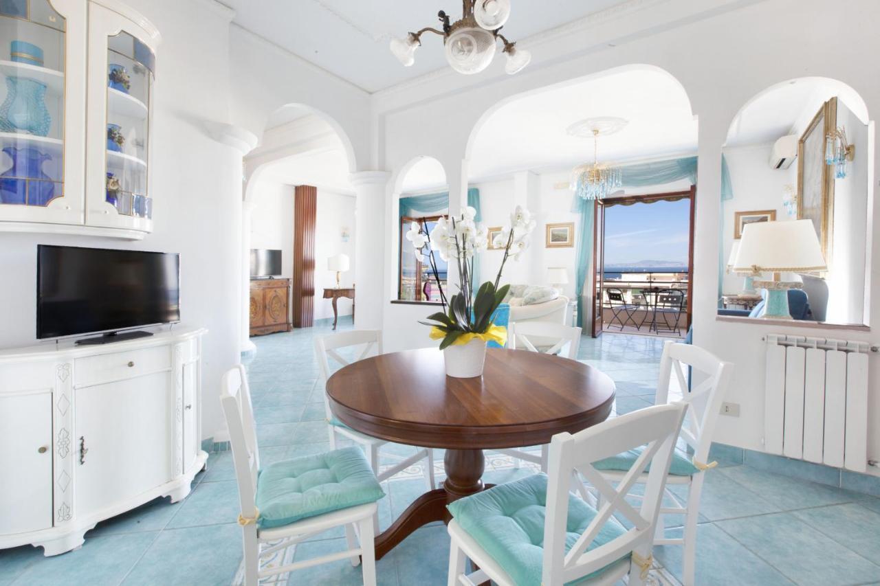 Amore Rentals - Appartamento Cielomare Sorrento Luaran gambar