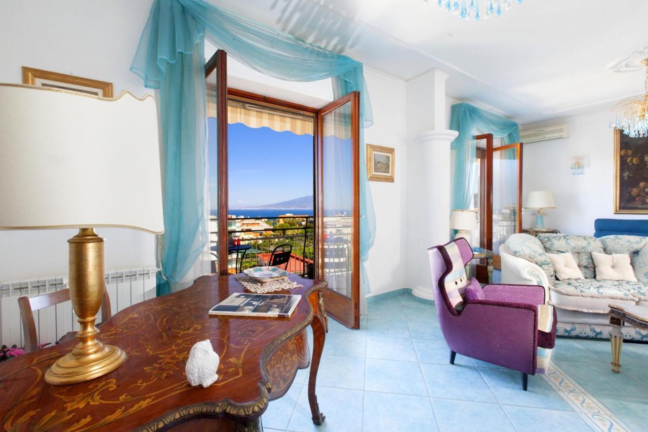 Amore Rentals - Appartamento Cielomare Sorrento Luaran gambar