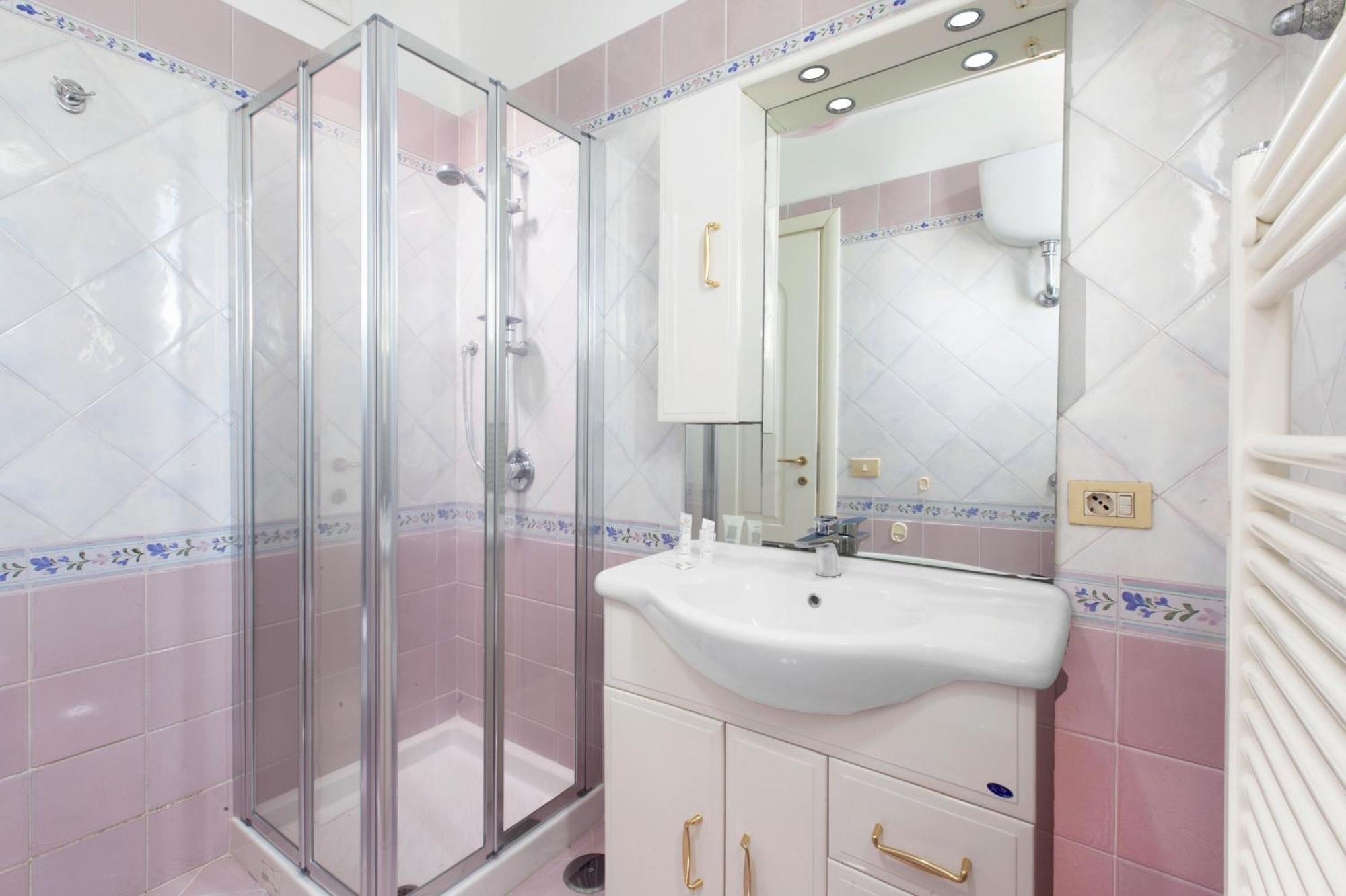 Amore Rentals - Appartamento Cielomare Sorrento Luaran gambar